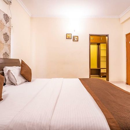 Blueberry Service Apartments Hyderabad Bagian luar foto