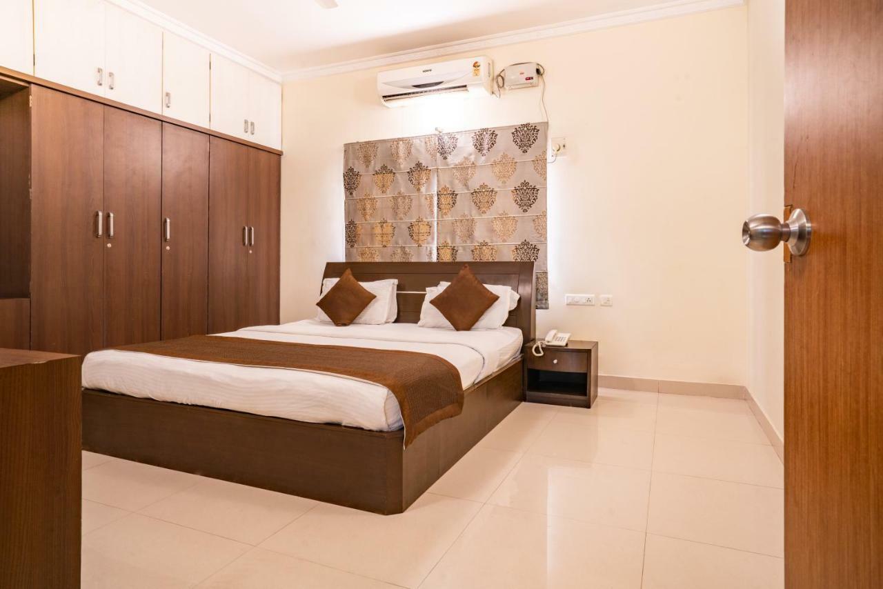 Blueberry Service Apartments Hyderabad Bagian luar foto