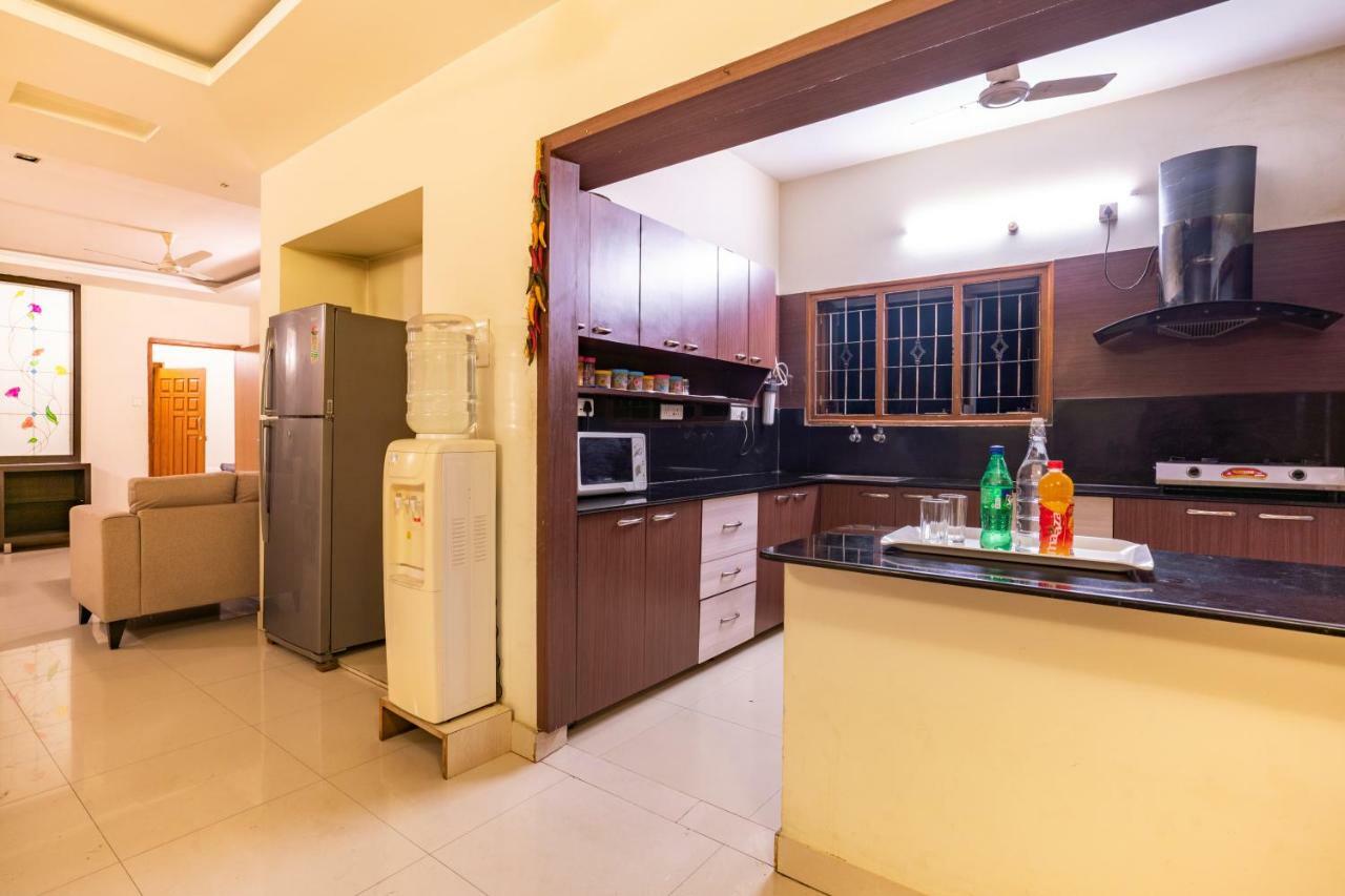 Blueberry Service Apartments Hyderabad Bagian luar foto